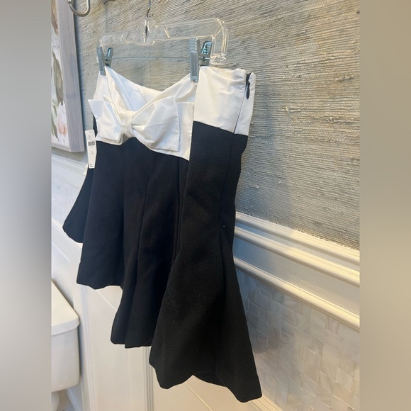 NWT new 12 Anthropologie Maeve paneled skirty shorts black white bow winter - Picture 8 of 17